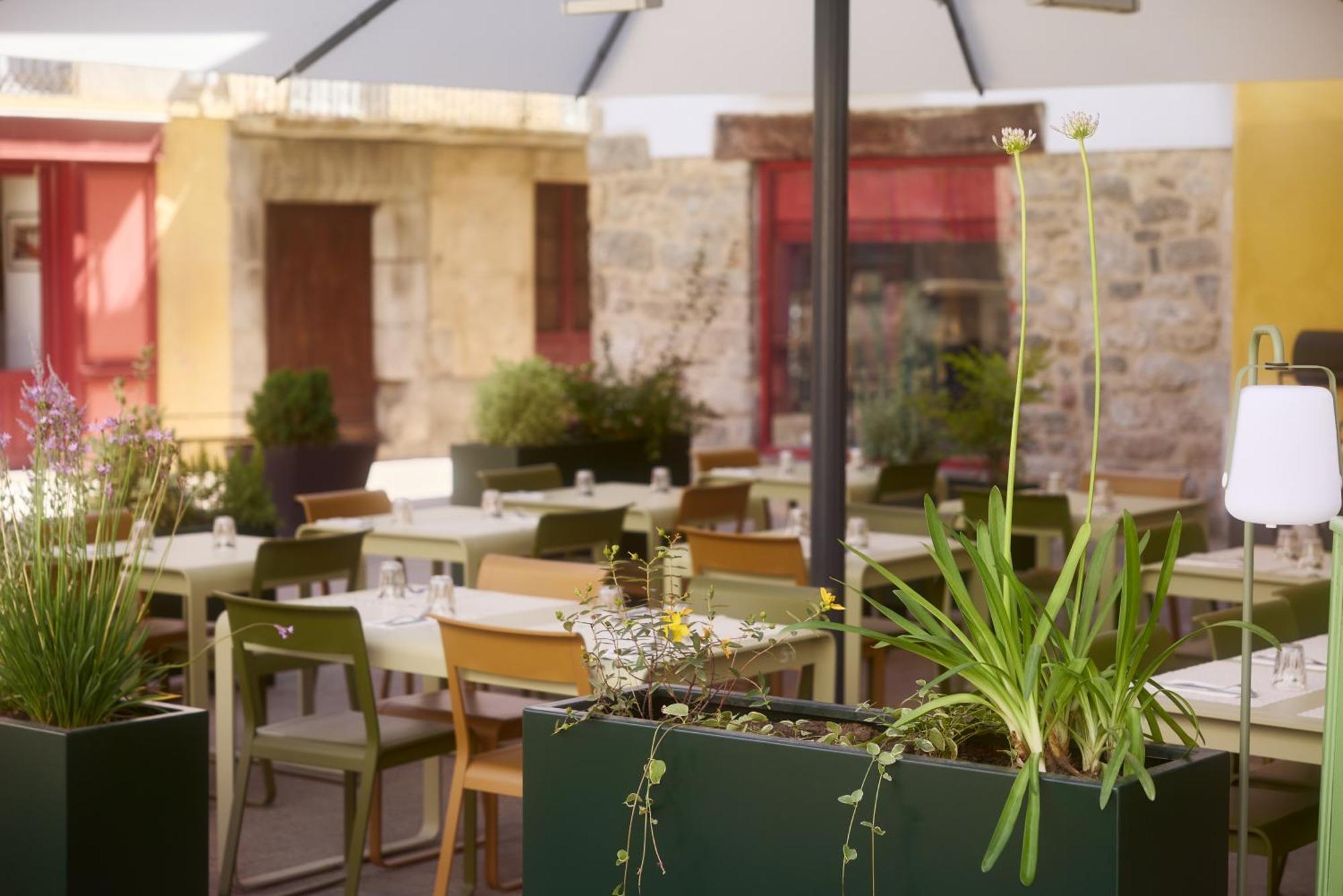 Hotel Restaurant Le Botaniste Prats-de-Mollo-la-Preste Exterior foto